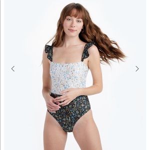 NWT Ruffle Oasis Summersalt x Rifle Paper Co. Swimsuit